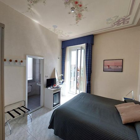 Hotel Stella Rapallo Buitenkant foto