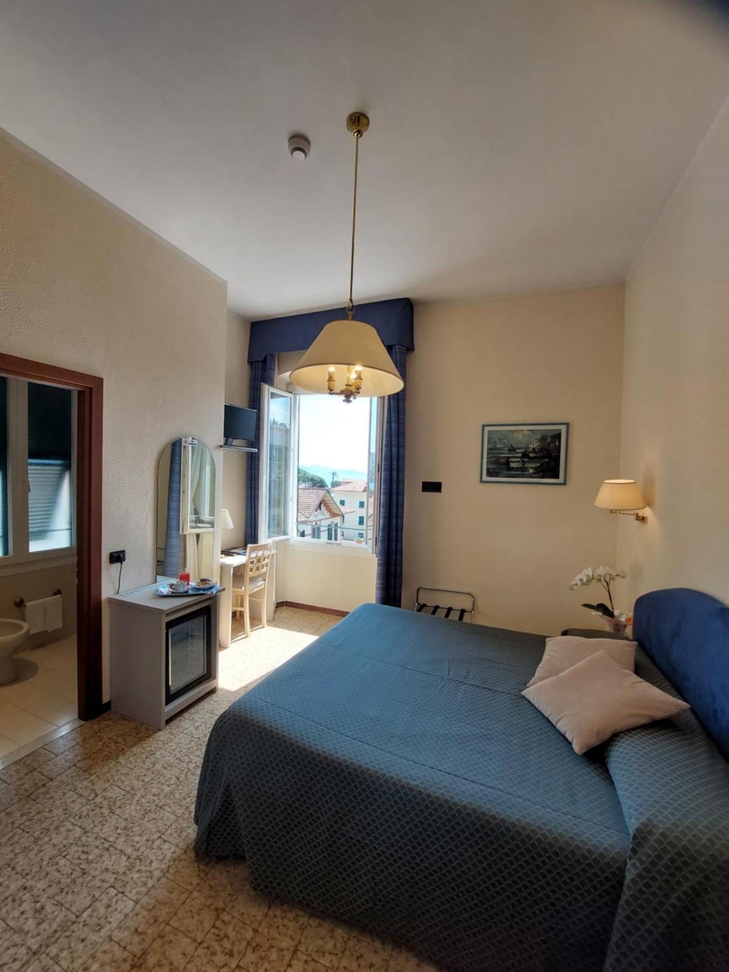 Hotel Stella Rapallo Buitenkant foto