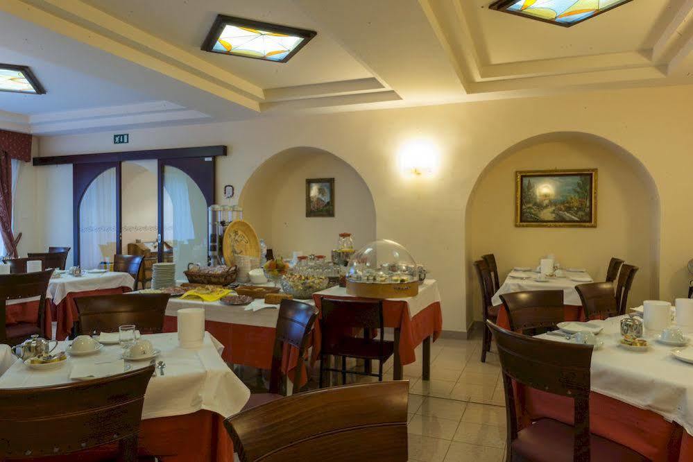 Hotel Stella Rapallo Buitenkant foto