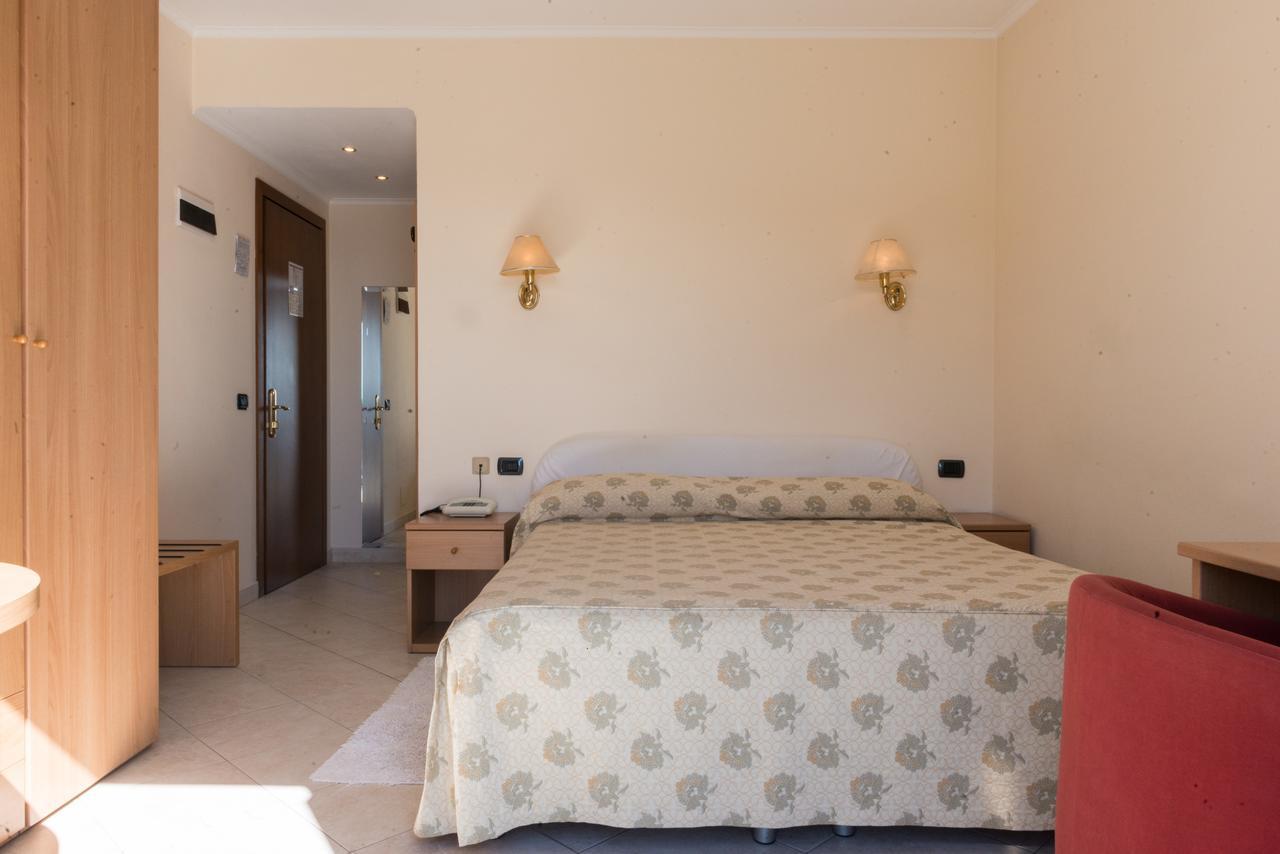 Hotel Stella Rapallo Buitenkant foto
