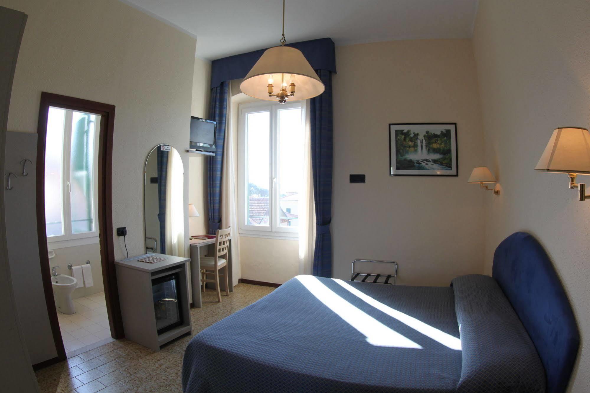 Hotel Stella Rapallo Buitenkant foto