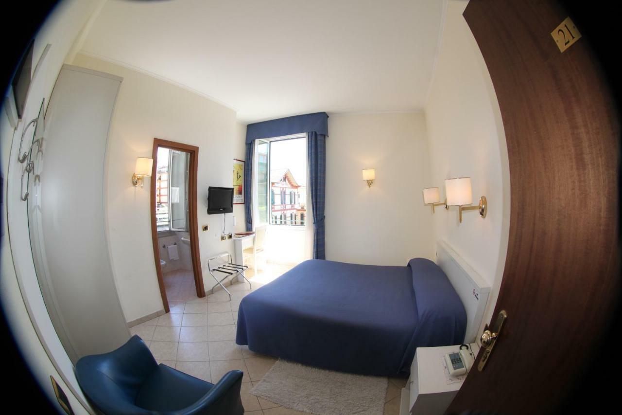 Hotel Stella Rapallo Buitenkant foto